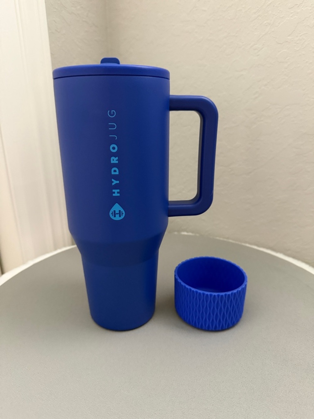 EUC Hydrojug Sapphire 40oz Tumbler